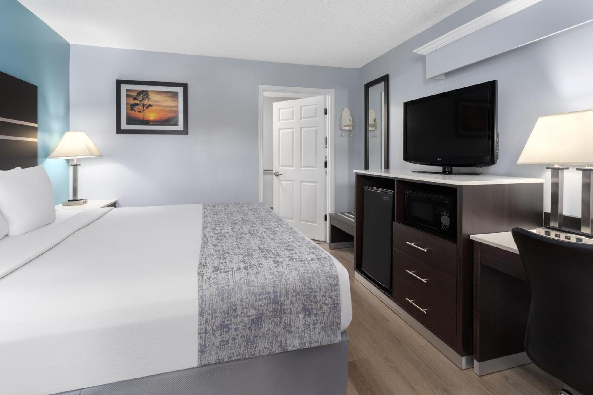 Baymont By Wyndham Brunswick Ga Hotel Ngoại thất bức ảnh