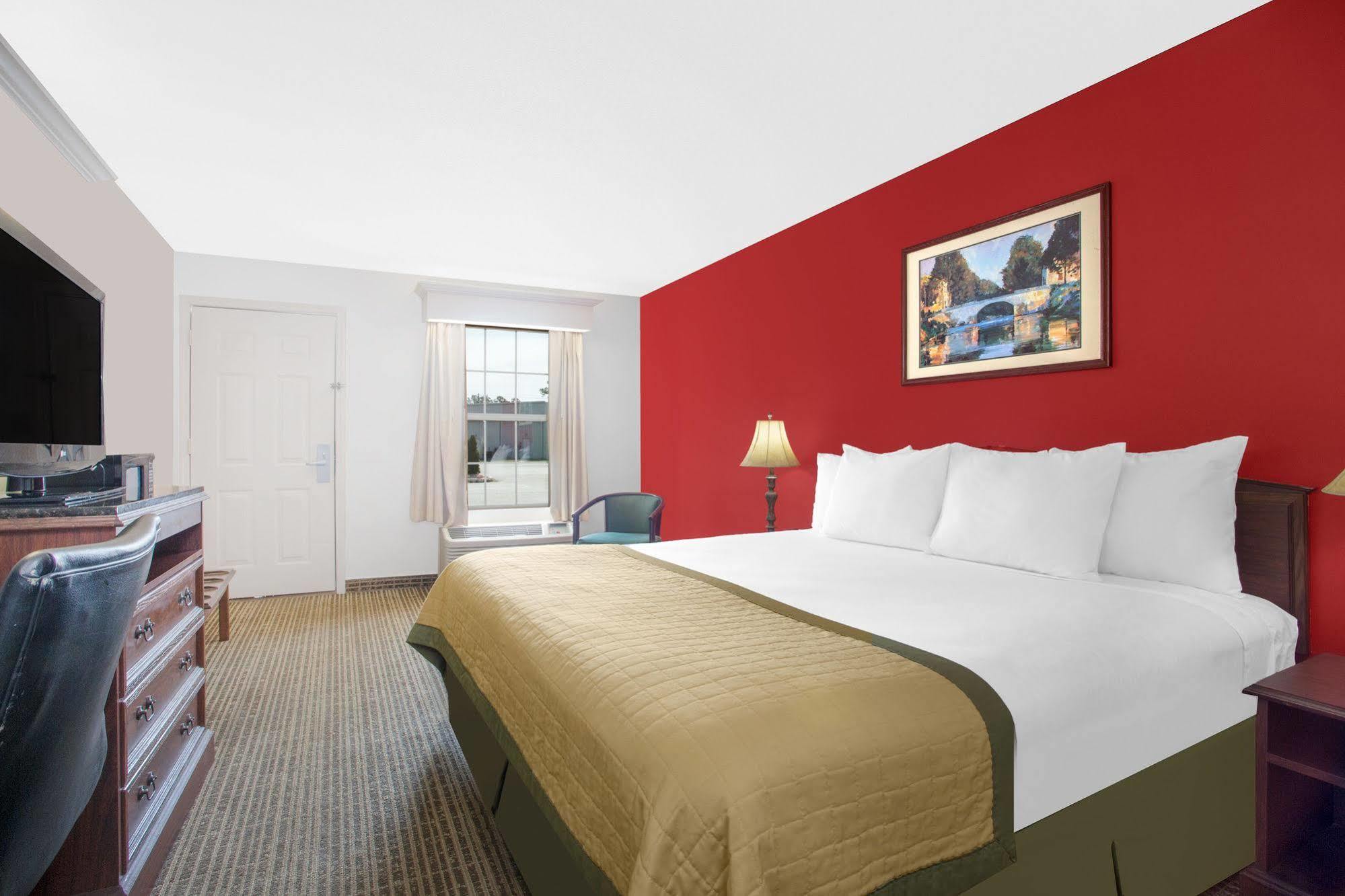 Baymont By Wyndham Brunswick Ga Hotel Ngoại thất bức ảnh